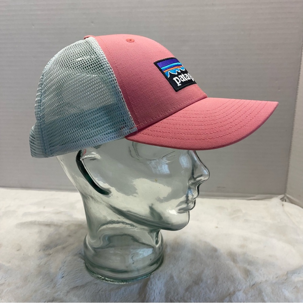 Patagonia Coral and Light Gray Cap - Picture 10 of 10